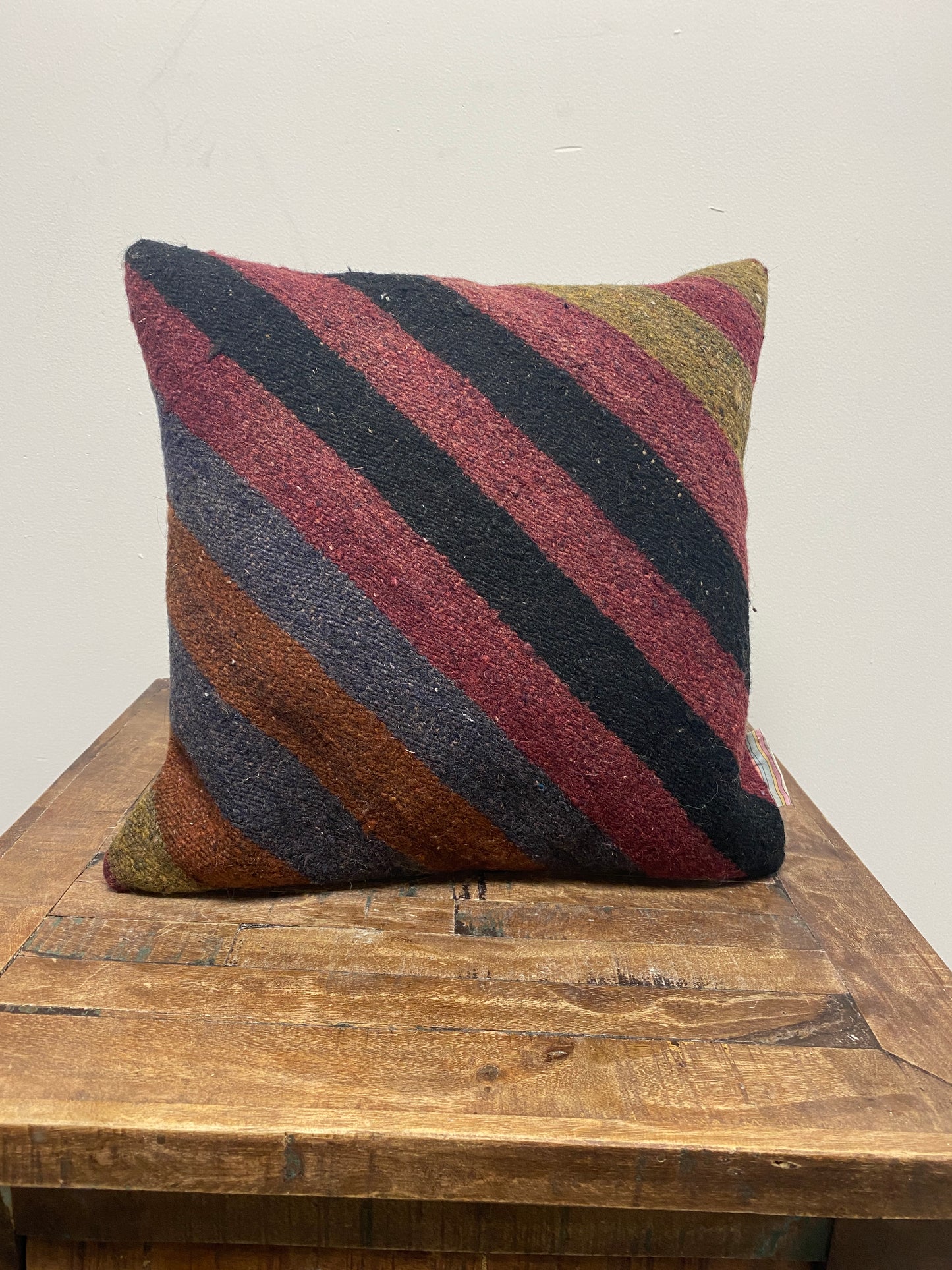 Vintage Turkish Kilim Pillow - DIAGONAL