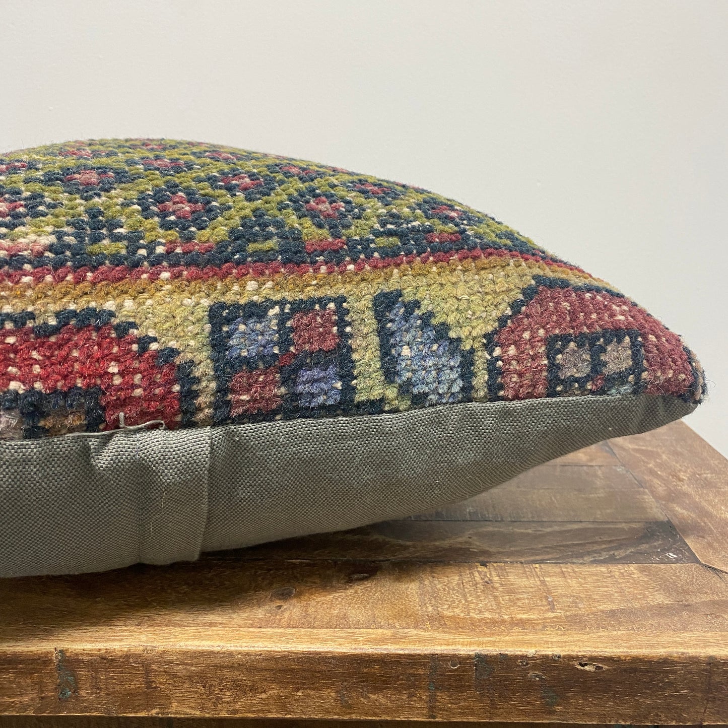 Vintage Turkish Kilim Pillow -DIAMOND BEAUTY