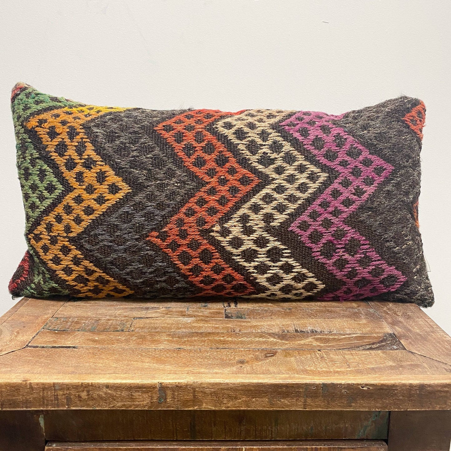 Vintage Turkish Kilim Pillow - ZIGZAG - Fabric Junkies